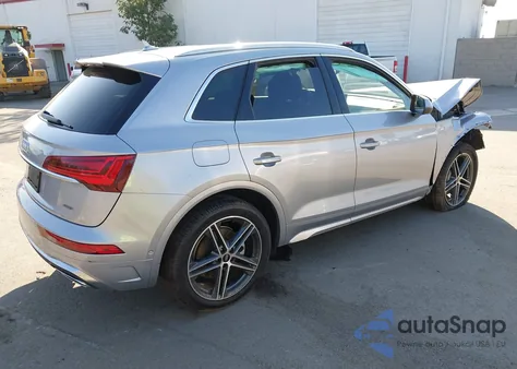 2021 Audi Q5 Prestige 55 Tfsi E Quattro S Tronic from USA, damaged, VIN WA1F2AFY9M2044087